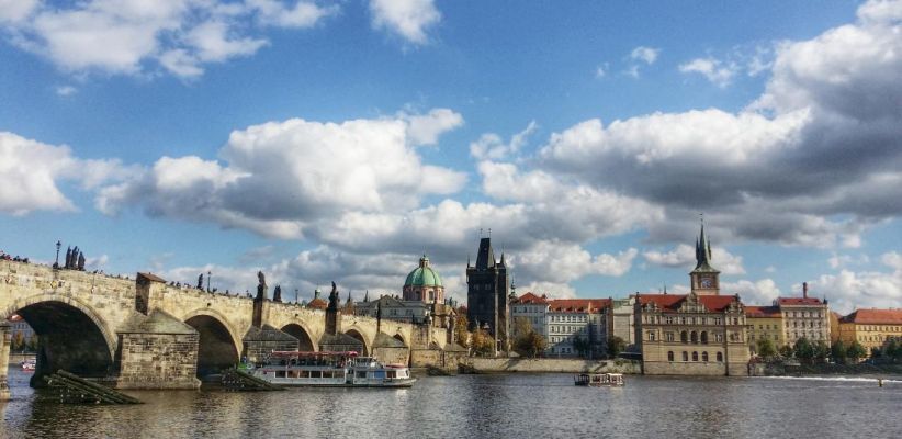 Настаняване в хотел 2 и 3 звезди