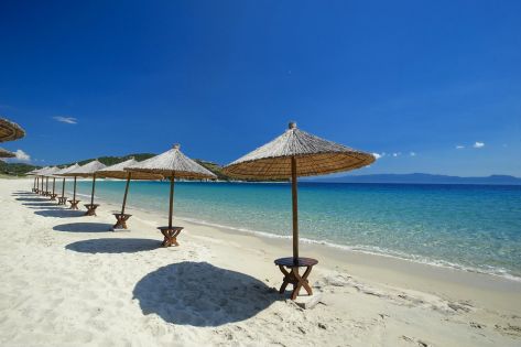 Почивка в ГЪРЦИЯ - ХАЛКИДИКИ - 1-ви ръкав Касандра и 2-ри ръкав Ситония - 7 нощувки!