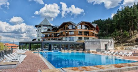 ХОТЕЛ ХОТ СПРИНГ МЕДИКЪЛ & SPA 4*